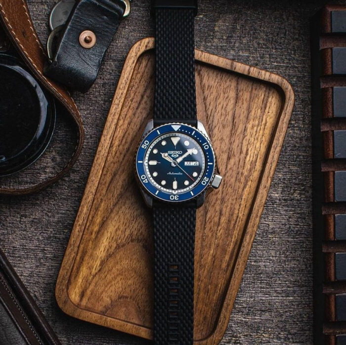Seiko 5 Sports SKX Automatic Blue Dial Blue Silicone Strap Watch for Men - SRPD71K2 - Image 7